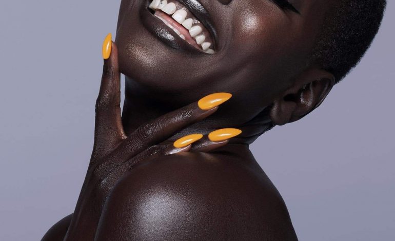 Ethiopian Model Rejects $10,000 offer to bleach her   skin.